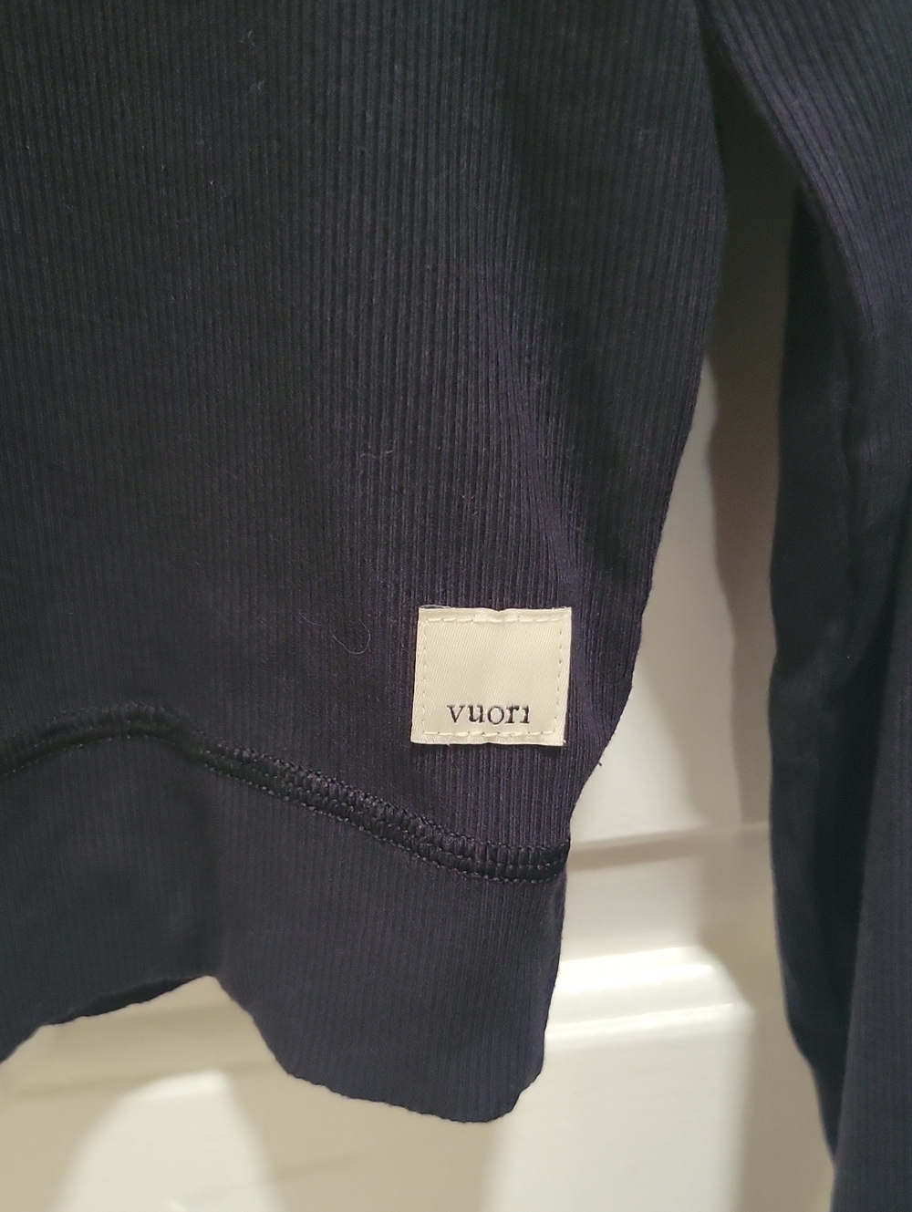 VUORI Button-Front Cardigan - Picture 4 of 7